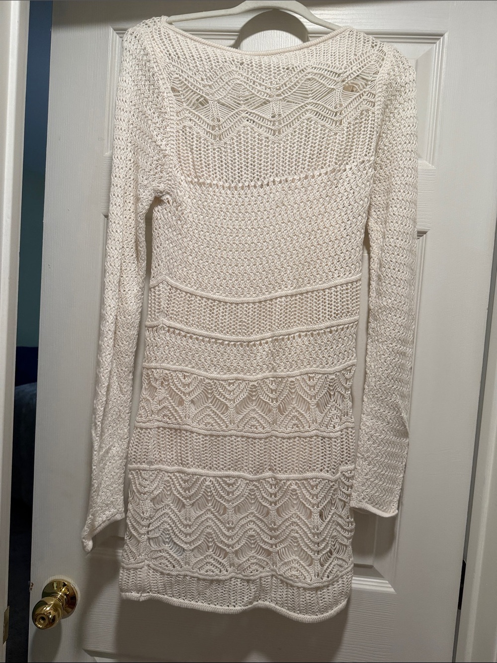Abercrombie and Fitch White Crochet Knit Long-Sleeve Boho Dress - Picture 6 of 6